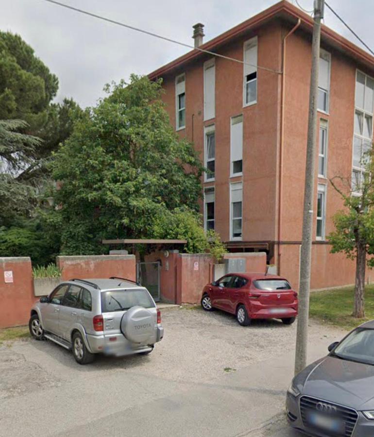Iris Hosting Appartamenti Per Famiglie Favaro Veneto Eksteriør billede