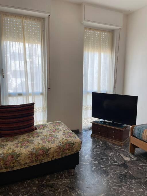 Iris Hosting Appartamenti Per Famiglie Favaro Veneto Eksteriør billede